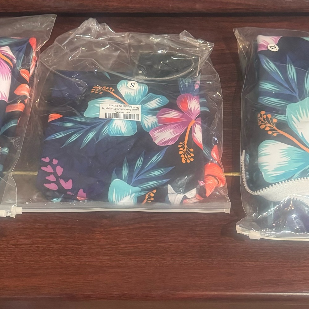 - 3 piece luggage cover set brand new